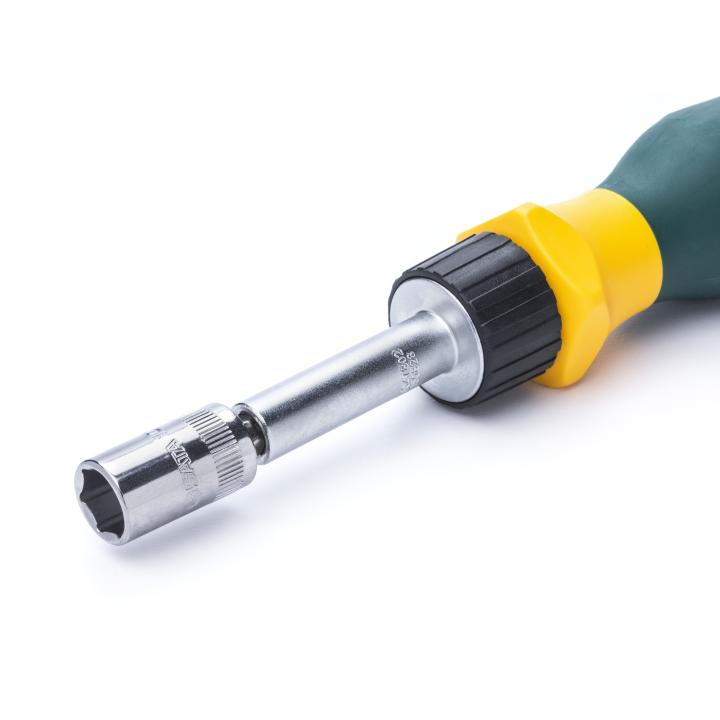 Image of 60 Pc. 1/4" Drive 6 Point Socket and Ratcheting Bit Driver Set - SATA